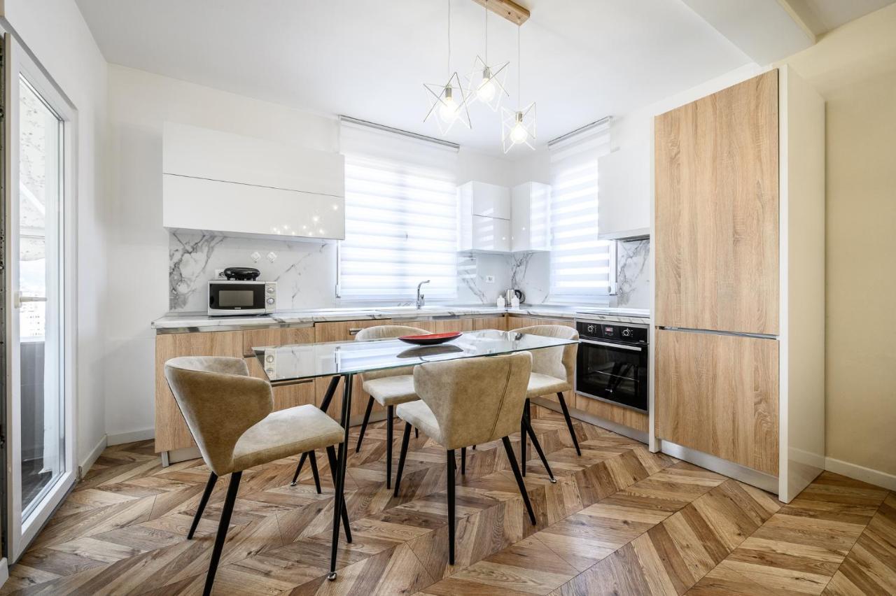 Miku Apartments-Luxury City View At Wilson Square Tirana Exteriér fotografie