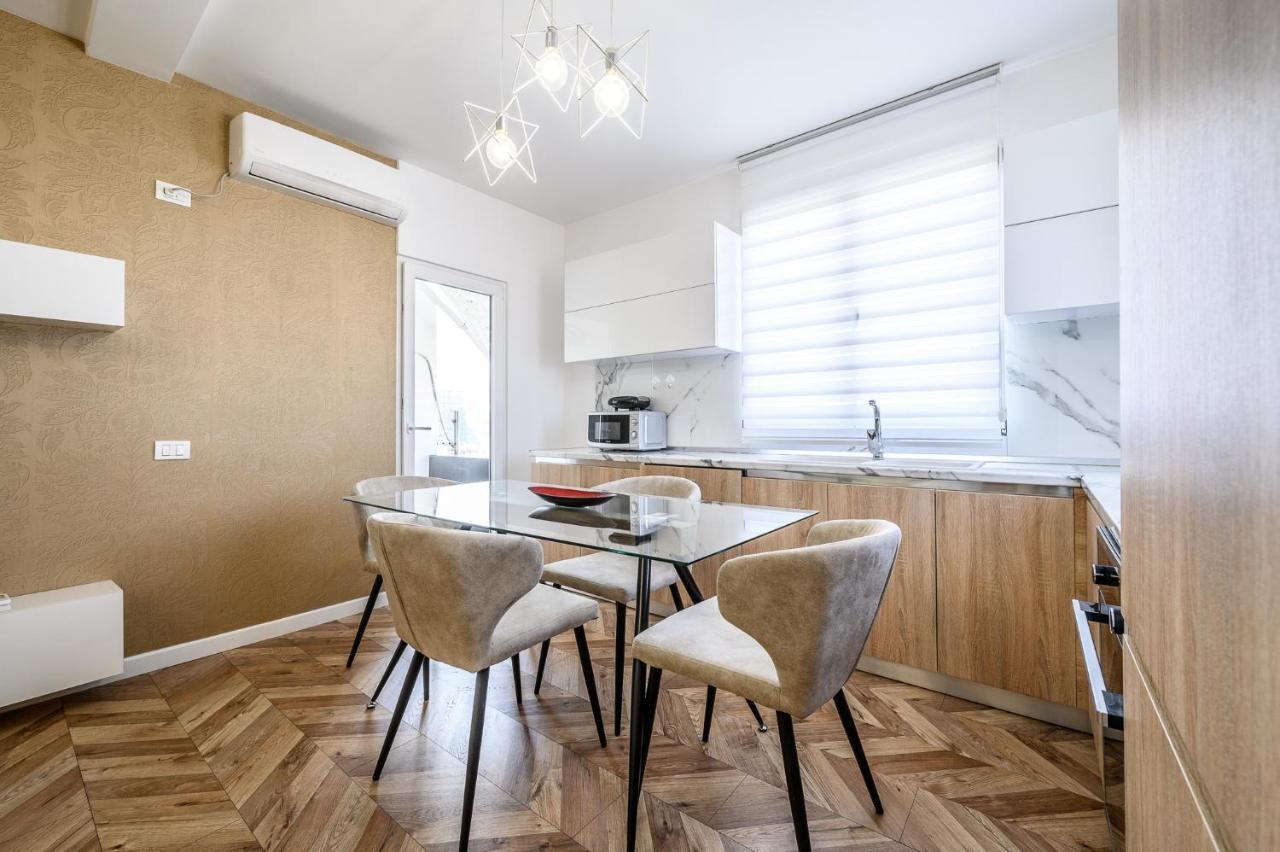 Miku Apartments-Luxury City View At Wilson Square Tirana Exteriér fotografie