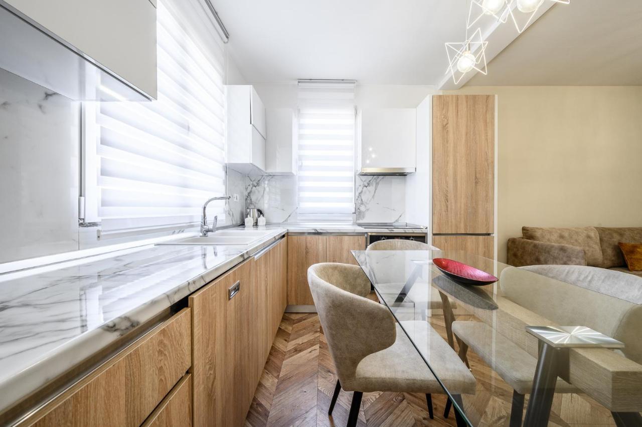 Miku Apartments-Luxury City View At Wilson Square Tirana Exteriér fotografie