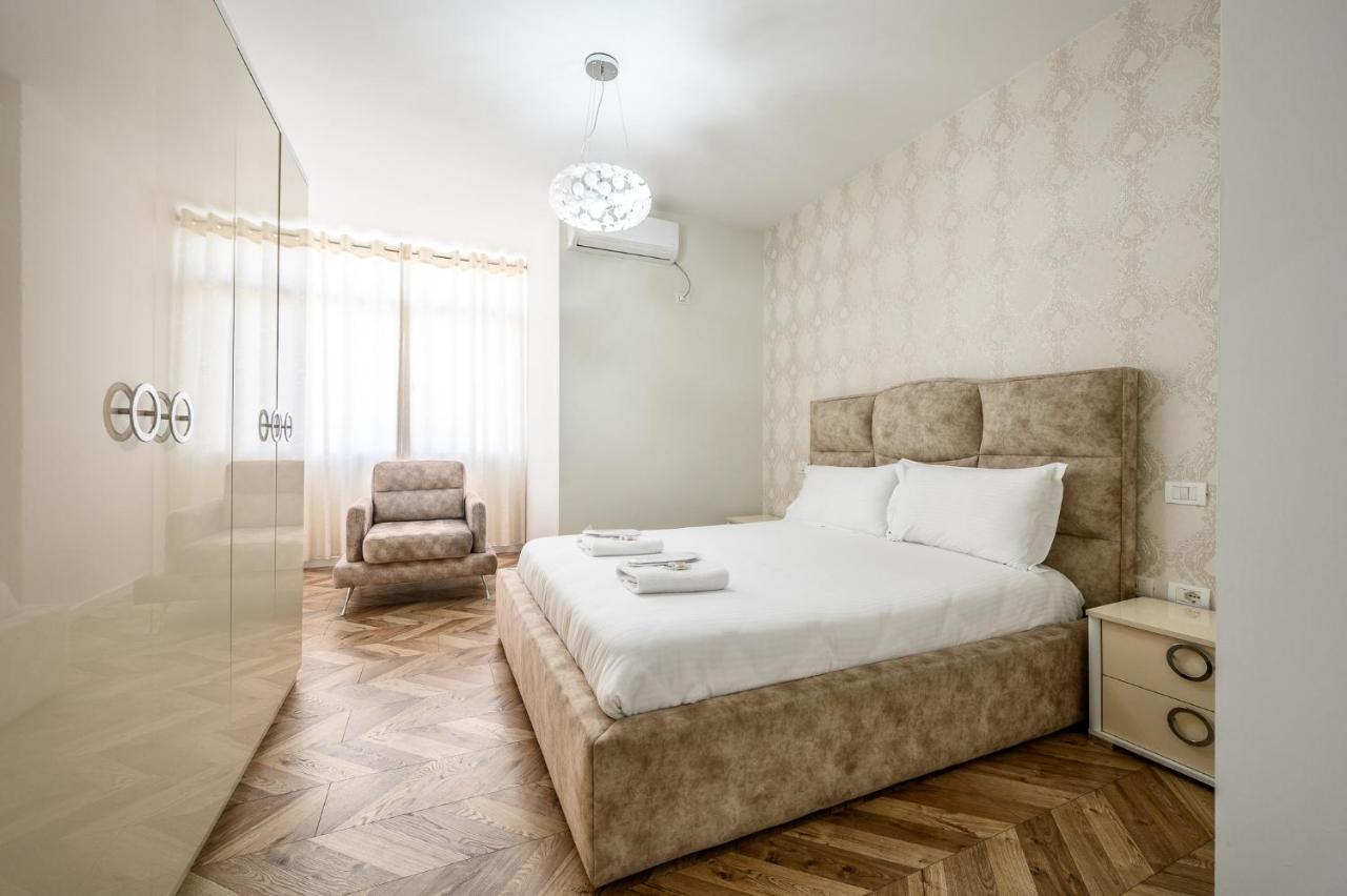 Miku Apartments-Luxury City View At Wilson Square Tirana Exteriér fotografie