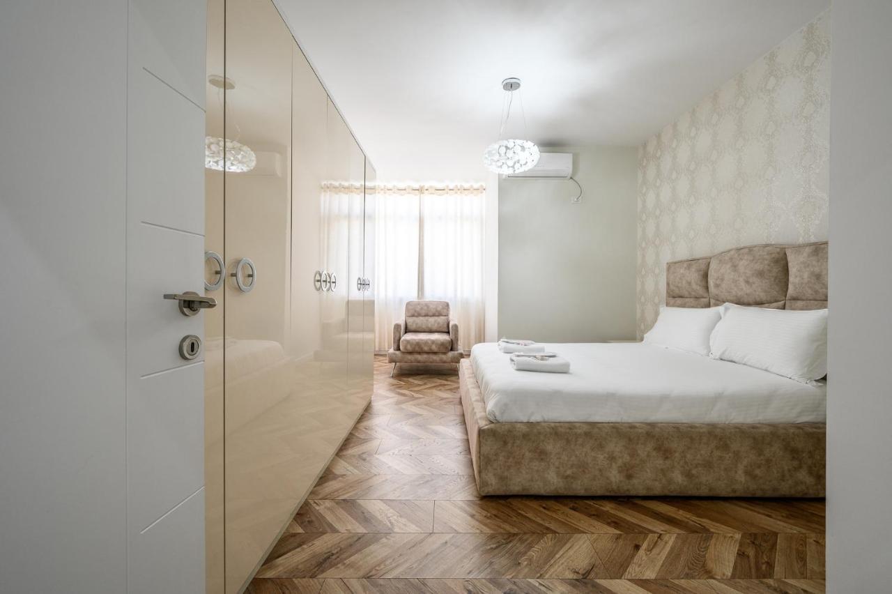 Miku Apartments-Luxury City View At Wilson Square Tirana Exteriér fotografie